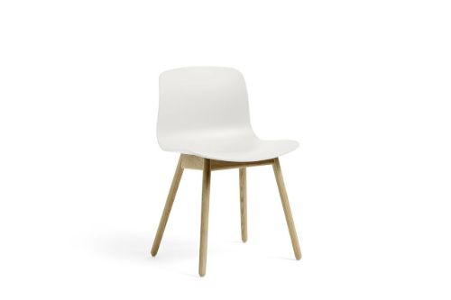 HAY AAC ECO 12 About A Chair SH: 46 cm - Lacquered Solid Oak/ECO White