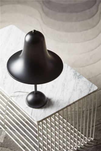 Verpan Pantop Ø23 Tischleuchte H: 38 cm – Mattschwarz