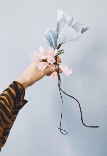 Studio About Paper Flower Large – Morning Glory/Blau OUTLET
