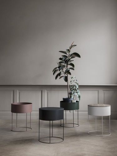 Ferm Living Pflanzkasten rund Ø: 40 cm – Schwarz