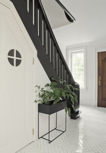 Ferm Living Pflanzkasten 25x60 cm - Schwarz