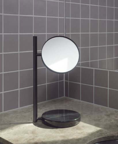 Normann Copenhagen Taschenspiegel H: 39 cm - Schwarz