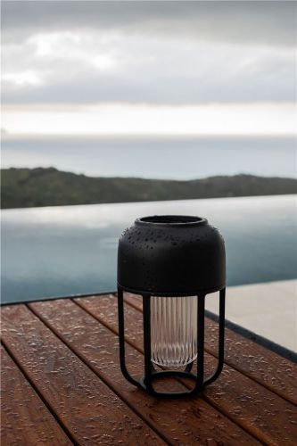 HOUE Light No. 1 Outdoor Tragbare Solarleuchte H: 21 cm - Aluminium/Schwarz