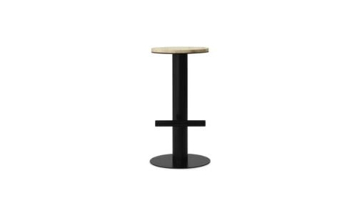 Normann Copenhagen Pole Barhocker H: 75 cm – Schwarzer Stahl/Kiefer