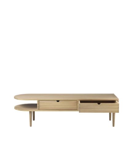 FDB Møbler F24 Mot & Bergstrøm Bench Radius L: 145 cm – Massive Eiche/Mattlack