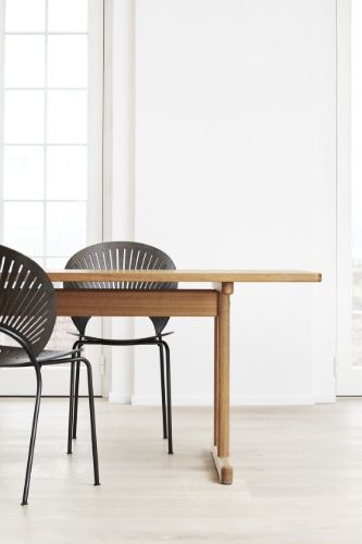 Fredericia Furniture 3396 Trinidad Polsterstuhl SH: 46,5 cm - Schwarze Esche mit schwarzem Primo-Leder/Schwarz