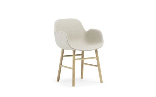 Normann Copenhagen Form Sessel SH: 44 cm – Upminster Sand/Eiche