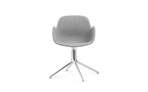 Normann Copenhagen Form Drejestol m. armlæn SH: 44cm - Synergy/Aluminium