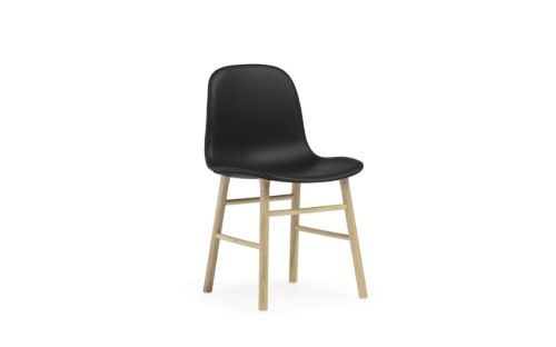Normann Copenhagen Form Stuhl SH: 44 cm – Schwarzes Leder/Eiche