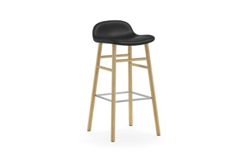 Normann Copenhagen Form Barhocker SH: 75 cm – Schwarzes Leder/Eiche