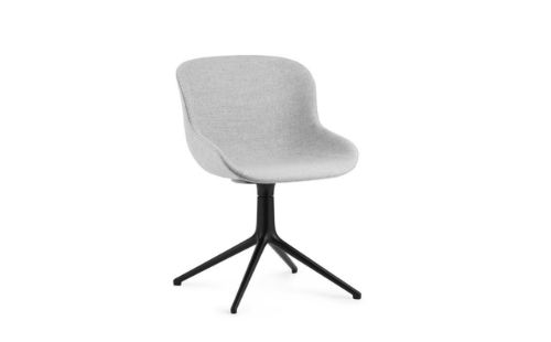 Normann Copenhagen Hyg Drehstuhl, vollständig gepolstert, SH: 46 cm – Partner/Schwarzes Aluminium
