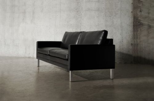 Mogens Hansen MH 376 2 Pers. Sofa L: 146 cm – Cognacfarbenes Arizona-Leder/Edelstahl