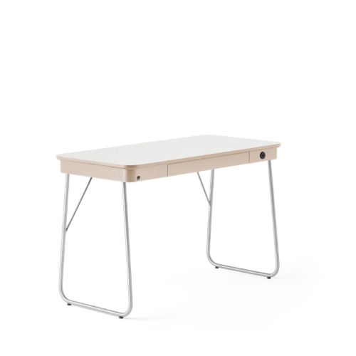 Skovby SM130 Schreibtisch 115 x 74 cm – Eiche weiß geölt/weißes Laminat