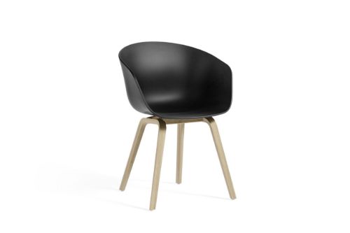 HAY AAC 22 About A Chair  - Lacquered Oak Veneer/Black
