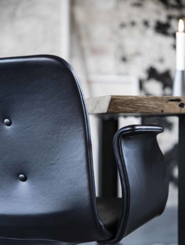 Bent Hansen Primum Sessel SH: 46 cm – Zenzo 2 207 Leder/Schwarze Metallbeine mit drehbarem Gestell OUTLET