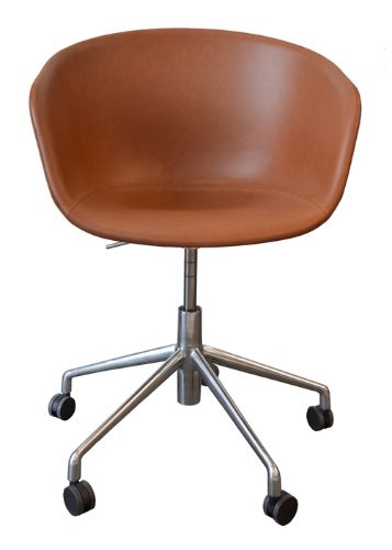 Hay AAC53 Fuldpolsteret Kontorstol med hjul  -  Sierra SIK1003 Cognac læder / Aluminium