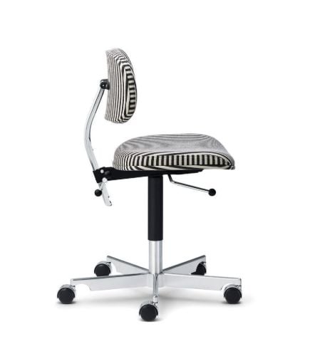 Montana Kevi 2534U Vollgepolsterter Bürostuhl SH: 40-53 cm – Mads Nørgaard/Chrom