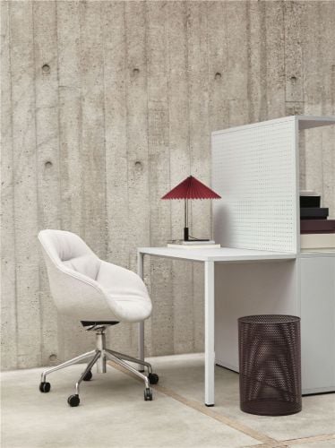 HAY AAC155 About A Chair Soft SH: 44 cm – Poliertes Aluminium / Mode 009