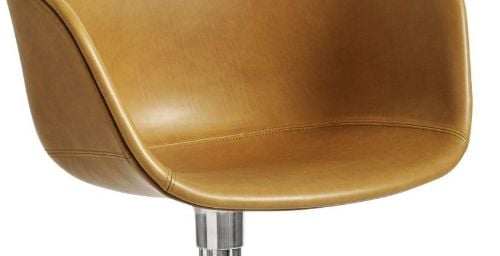 HAY AAC21 About a Chair Esszimmerstuhl, vollständig gepolstert, SH: 46 cm – Poliertes Aluminium/Sense Cognac