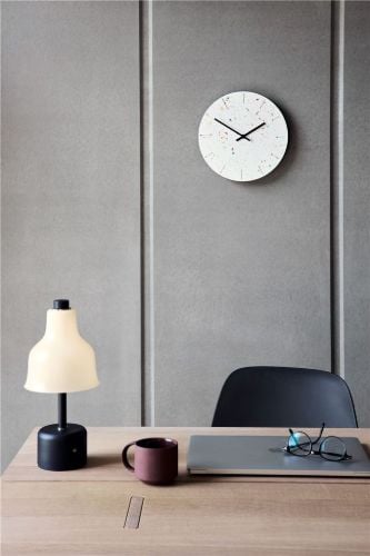 Hemverk RECY Wanduhr Ø: 25 cm – Weiß/Schwarz