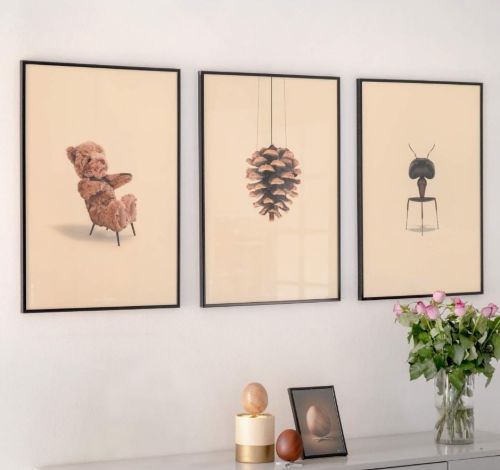Brainchild Poster 50x70 cm - Teddybär/Sandfarbener Hintergrund OUTLET