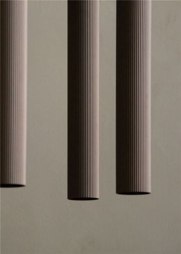 Audo Copenhagen Tubulaire Pendelleuchte H: 48 cm - Aluminium/Eloxiert bronziert