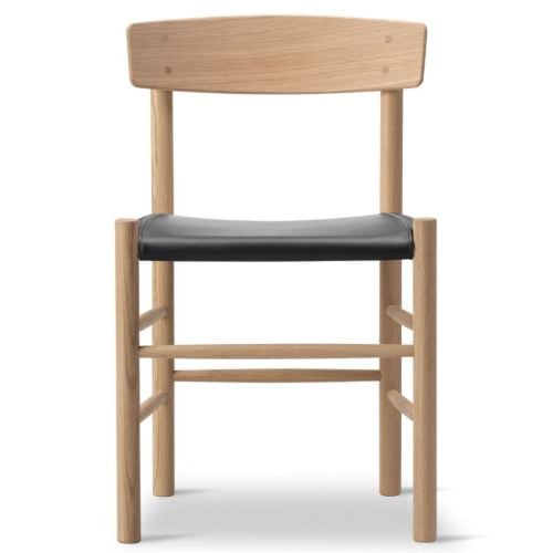 Fredericia Furniture 3339 J39 Mogensen Esszimmerstuhl – Seifenbehandelte Eiche/Schwarzes Leder