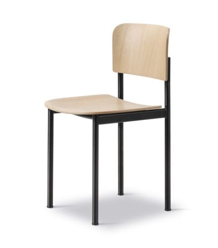 Fredericia Furniture 3412 Plan Stuhl SH: 45 cm – Eiche lackiert/Schwarz