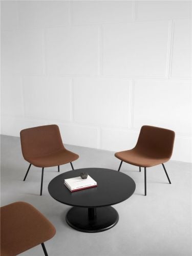 Fredericia Furniture 1295 Pon Couchtisch Ø: 90 cm – Schwarz lackierte Eiche