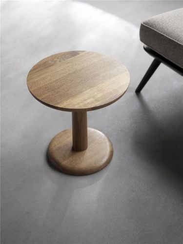 Fredericia Furniture 1280 Pon Couchtisch Ø: 35 cm – Geölte Räuchereiche