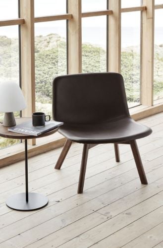 Fredericia Furniture 6755 Pal Beistelltisch 44x45 cm – Walnuss/Schwarzer Stahl