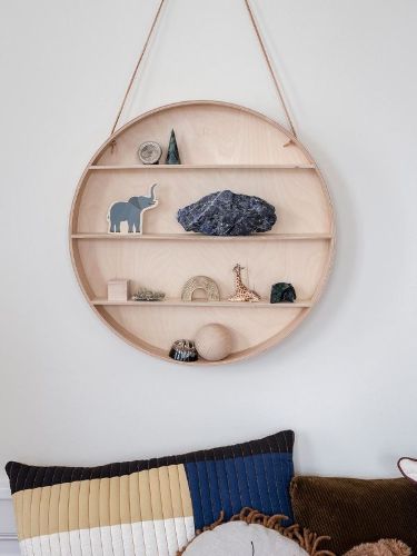 Ferm Living Rundes Wohnheim-Bücherregal Ø: 55 cm – Buche/Birke