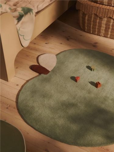 Ferm Living Apple Getufteter Teppich - Tea Green