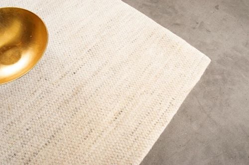 HC Carpets Helsinki Handgefertigter Teppich 140x200 cm - Elfenbein