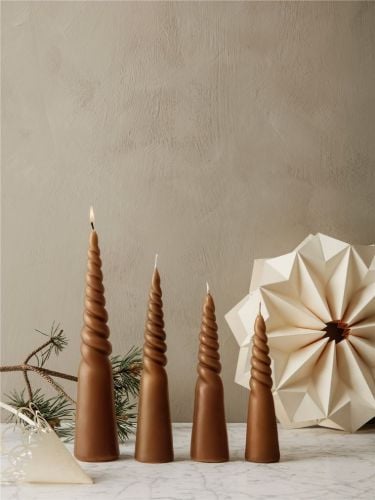 Ferm Living Twisted Candles 4er-Set H: 25 cm – Straw OUTLET