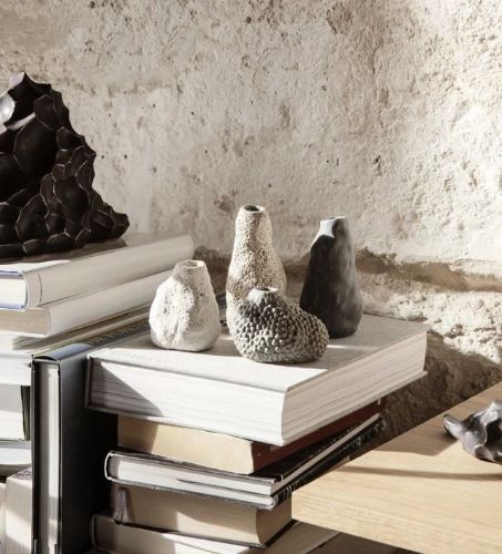 Ferm Living Vulca Mini Vase H: 6 cm - Graue Punkte OUTLET