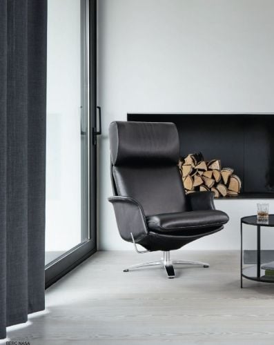 BERG Furniture Nasa High Sessel mit verstellbarem Nackenkissen SH: 46 cm - Berg Soft Black Leather/Matte Aluminium