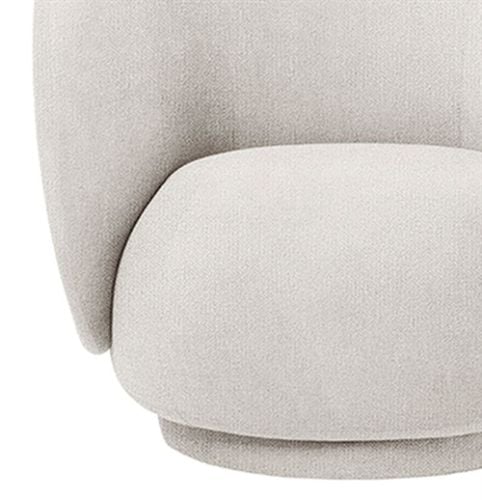 Ferm Living Rico Lounge Chair Boucle SH: 41 cm – gebrochenes Weiß